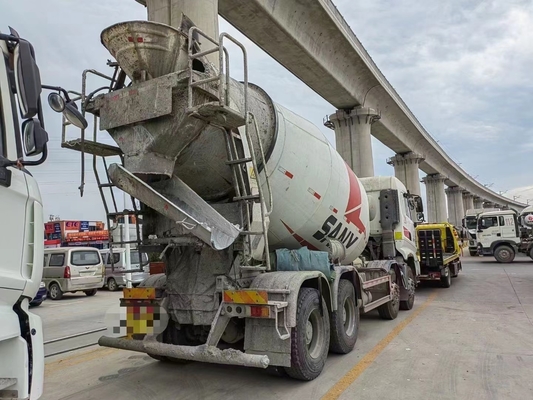 SANY 12 kubieke gebruikte betonmixer op vrachtwagen gemonteerd SY412C-8S met Hino-motor