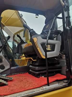 Gebruikte CAT 320 graafmachine 104 kW motorvermogen 2020 Fabricage