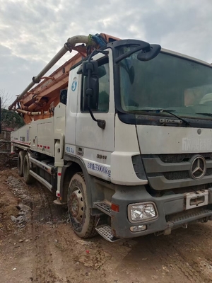2012 ZoomLion 49M Gebruikte betonnen pomptruck binnen Benz chassis